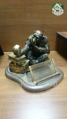 Настольная визитница "Эволюция" H-14 см
