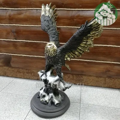 Интерьерная фигура Орел на охоте H-68 см