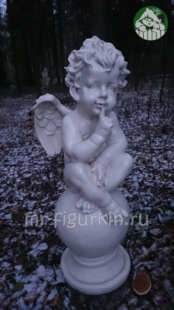 Фигура Ангел на шаре с пальчиком H-65 см