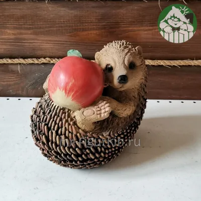 Садовая фигура Еж с яблоком H-19 см