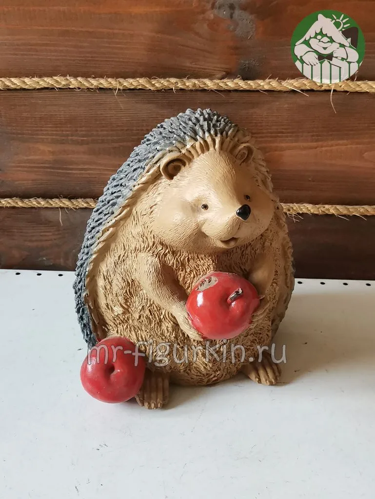 Садовая фигура Ежик с яблоком H-25 см