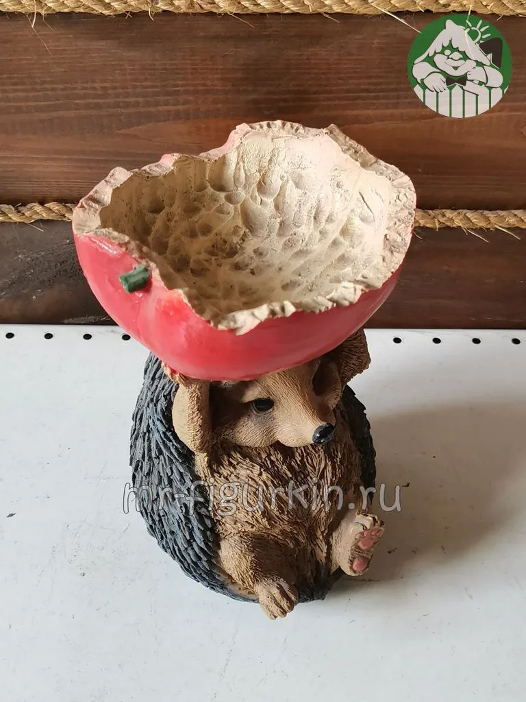 Садовая фигура Ежик - поильник H-23 см