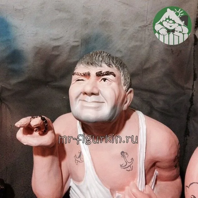 Садовая фигура Доцент H-107 см