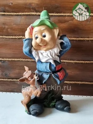 Садовая фигура Гном с олененком H-50 см