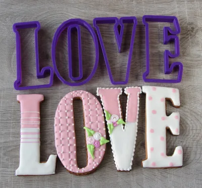 Форма LOVE 11см