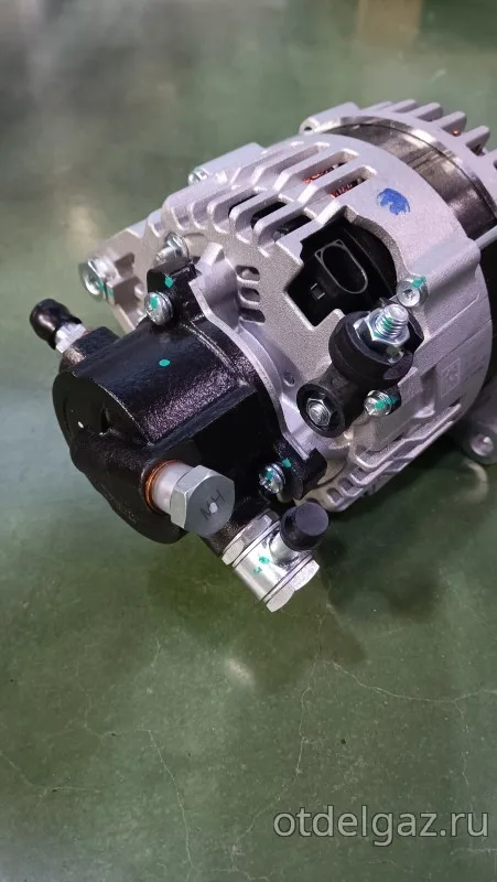 Генератор Газель Некст дв.G-21 (14V 140A) с вакуумным насосом