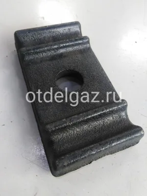 Накладка рессоры задней 3302 чугун (без штырька)