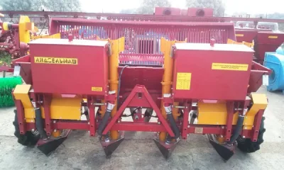 Картофелесажалка Л-202-01 с бункером