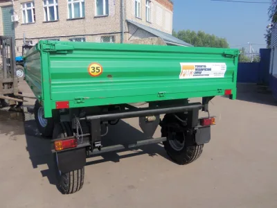 Прицеп тракторный самосвальный 2ПТС-5