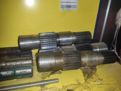Вал портальный 4131775401 Е-281, Е302, Е303