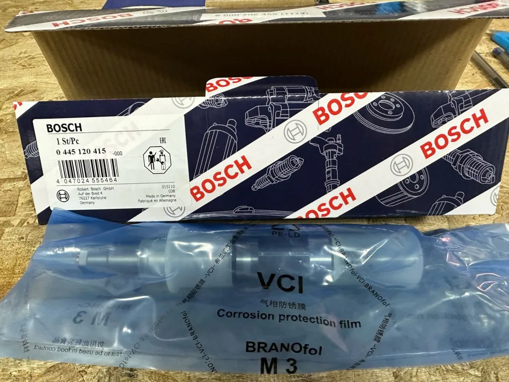 Форсунка топливная SITRAK MC13.54-50 200V10100-6127 Bosch 0445120415