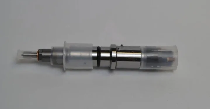 Форсунка 5272937 / 0445120304