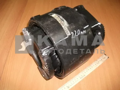 вал кард. РК евро L=220мм 65111-2202011-10 (Торц.шлицы, Больш.фланцы, "БОЧЕНОК", от КПП до РК)*
