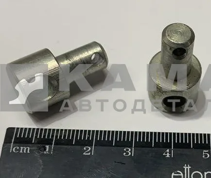 палец (поводка педали газа) 5320-1108147*
