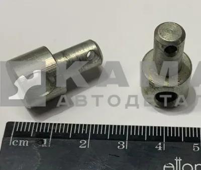 палец (поводка педали газа) 5320-1108147*