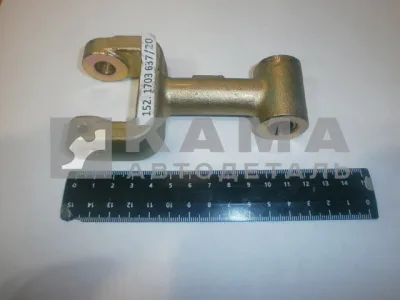 кронштейн кулисы КПП 152.1703637-20 поворотный со втулкой