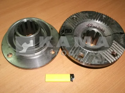 флянец Редуктора 53205-037 Торц.шлиц (D180,10вн.шлиц) 53205-2506037 (МОД, РК43114)*