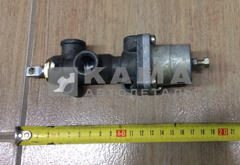 кран управления подкачкой колес в кабине 4310-3122010(8599.00) ЗАВОД(БЕЛОМО)*