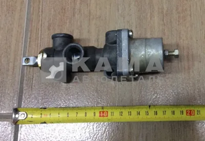 кран управления подкачкой колес в кабине 4310-3122010(8599.00) ЗАВОД(БЕЛОМО)*