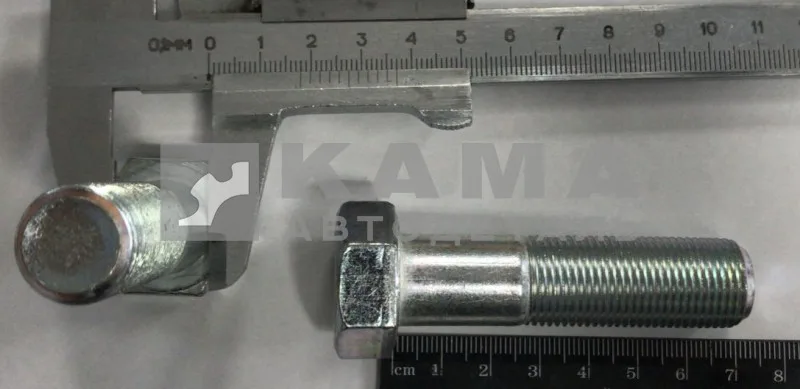 болт М18 х70 (109-6001870-102) 10,9