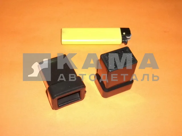 чехол защитный 4-х клемн, эл.разъем прямой вывод 5320-3724052 (не боковой, не ...017)