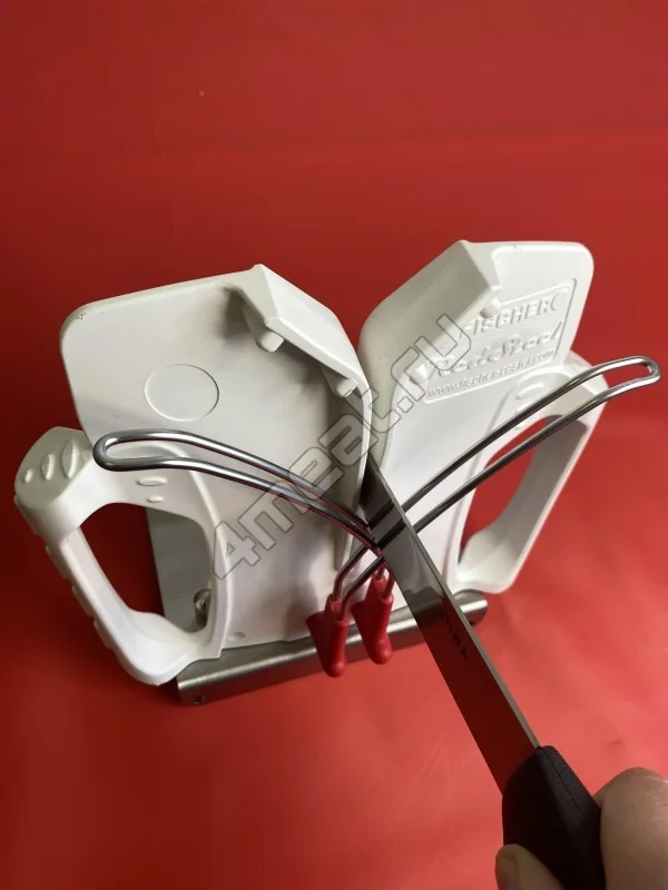 Заточное устройство для ножей FISCHER Red Steel W4055