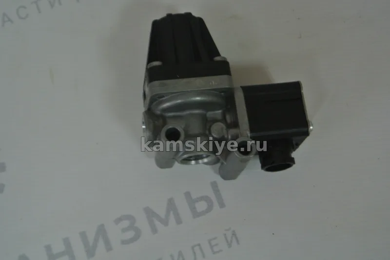 КЛАПАН ПЕРЕПУСКНОЙ МОЧЕВИНЫ A0044310306 WABCO (ОРИГИНАЛ)