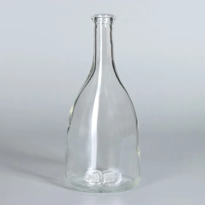 Бутылка «Белл», стеклянная, 0.7 л