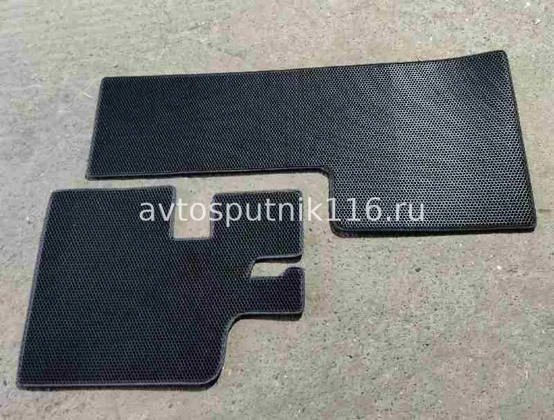 Коврики кабины из (2-х) Евро с вырезом (под механическую педаль )