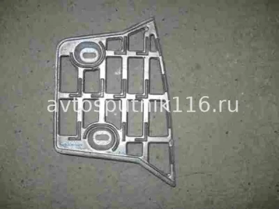 Подножка кабины нижняя (Правая) на 65115