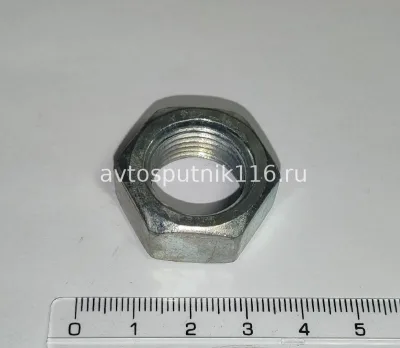 Гайка М18 х 1,5 (на болт поворотного круга)