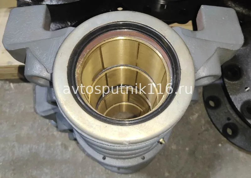 Башмак балансира с БРОНЗОВОЙ втулкой на 6520