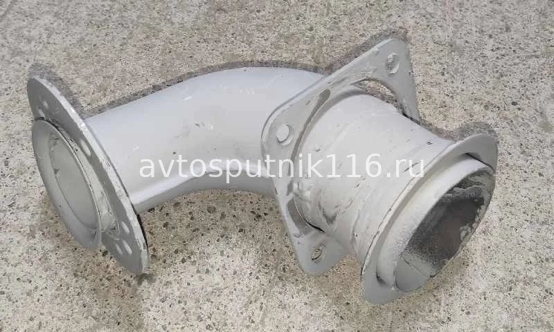 Патрубок приёмный (Ракушка Удлинённый) 8 отв. 050