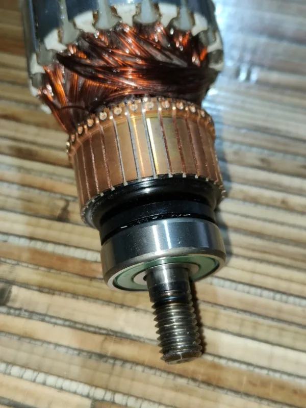 Ротор 220-240В для 2012NB MAKITA РЕЙСМУС
