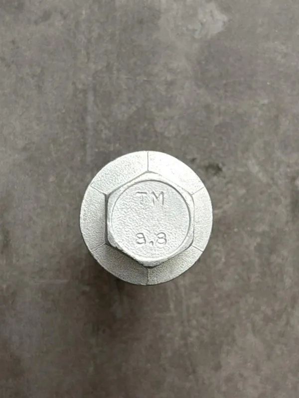 Болт фланцевый М12х40х1,25 8.8 оц. DIN 6921 без насечек