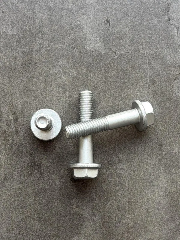 Болт фланцевый М8х40 8.8 оц. DIN 6921 без насечек