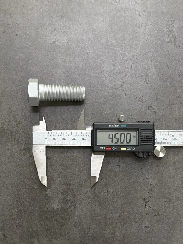 Болт М16х45х1,5 1/13915/21