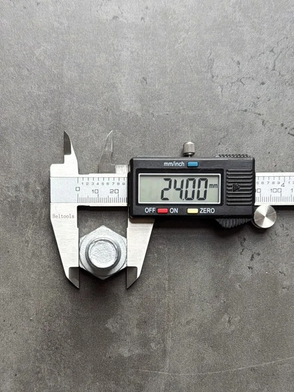 Болт М16х140х1,5 1/59821/21