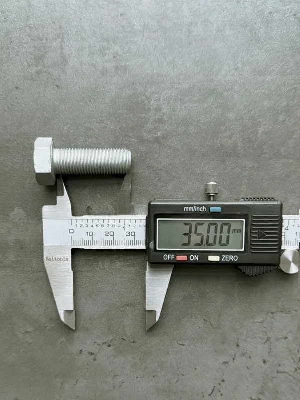 Болт М12х35х1,25 ГОСТ 7798-70 класс прочности 10.9 оцинкованный