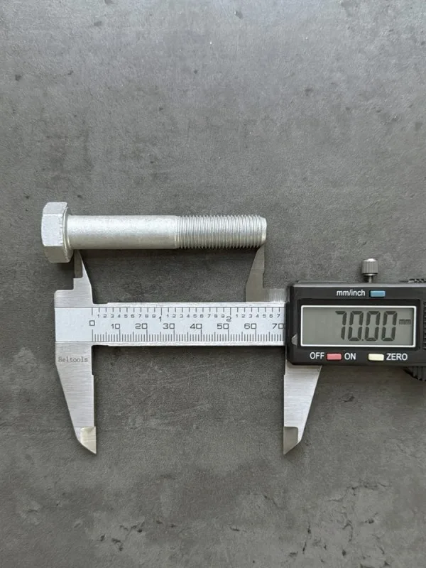 Болт М12х70х1,25 ГОСТ 7798-70 класс прочности 10.9 оцинкованный