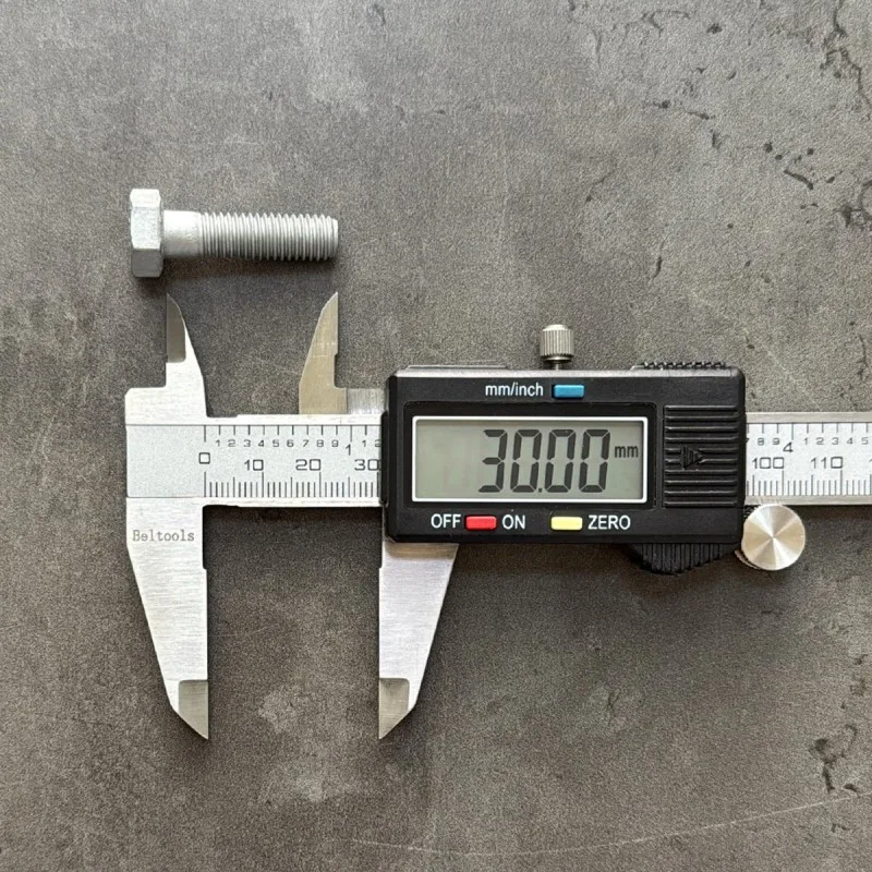 Болт М8х30х1,25 ГОСТ 7798-70 класс прочности 8.8 оцинкованный