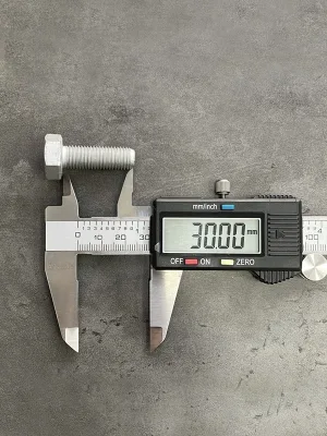 Болт М10х30х1,25 ГОСТ 7798-70 класс прочности 8.8 оцинкованный
