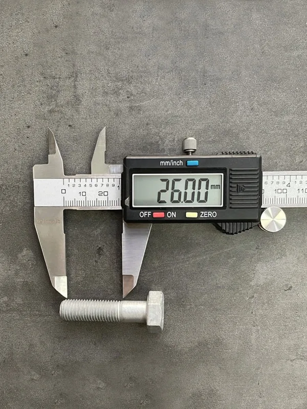 Болт М10х40х1,25 ГОСТ 7798-70 класс прочности 8.8 оцинкованный