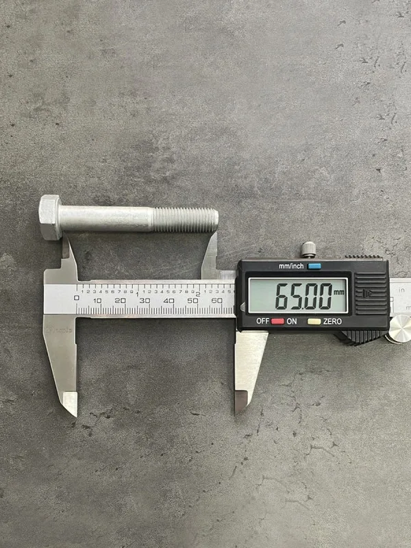 Болт М10х65х1,25 ГОСТ 7798-70 класс прочности 8.8 оцинкованный