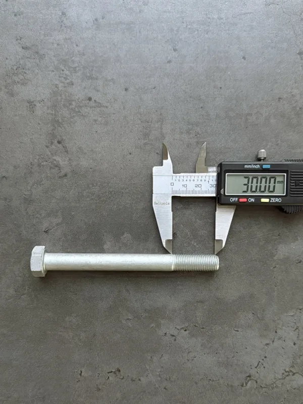 Болт М12х120х1,25 ГОСТ 7798-70 класс прочности 8.8 оцинкованный