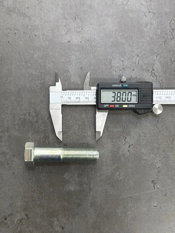 Болт М16х70х1,5 ГОСТ 7798-70 класс прочности 8.8 оцинкованный