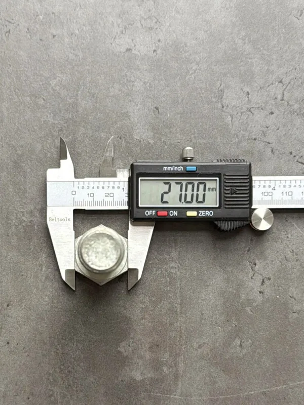 Болт М18х70х1,5 DIN 960 класс прочности 8.8 оцинкованный