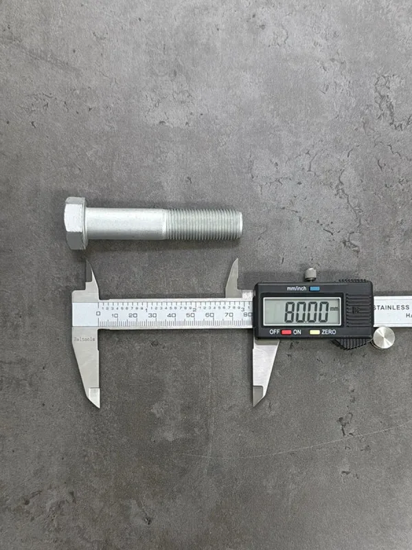 Болт М16х80х1,5 DIN 960 класс прочности 8.8 оцинкованный
