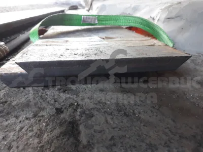 Нож 2345х20х210 сталь 65Г, прямой, 8 квад. отв., 2 фаски, М20