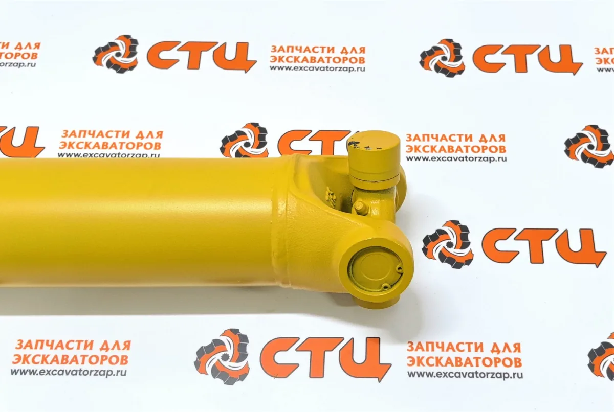 Карданный вал 304-3266, 3043266 передний экскаватора погрузчика CAT428E